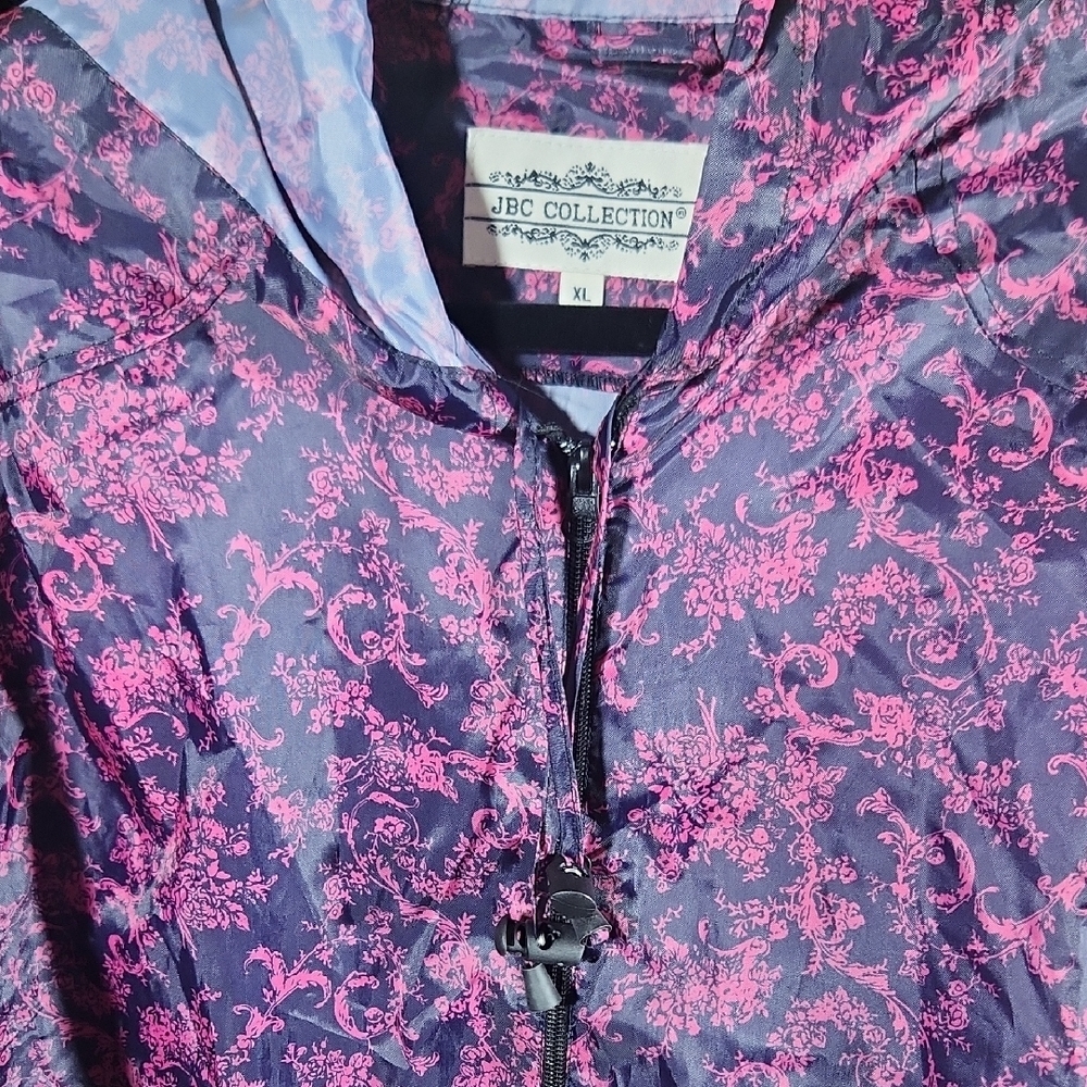 Chic Pink and Black Utility Jacket with Full-Length Zipper - Picture 4 of 16